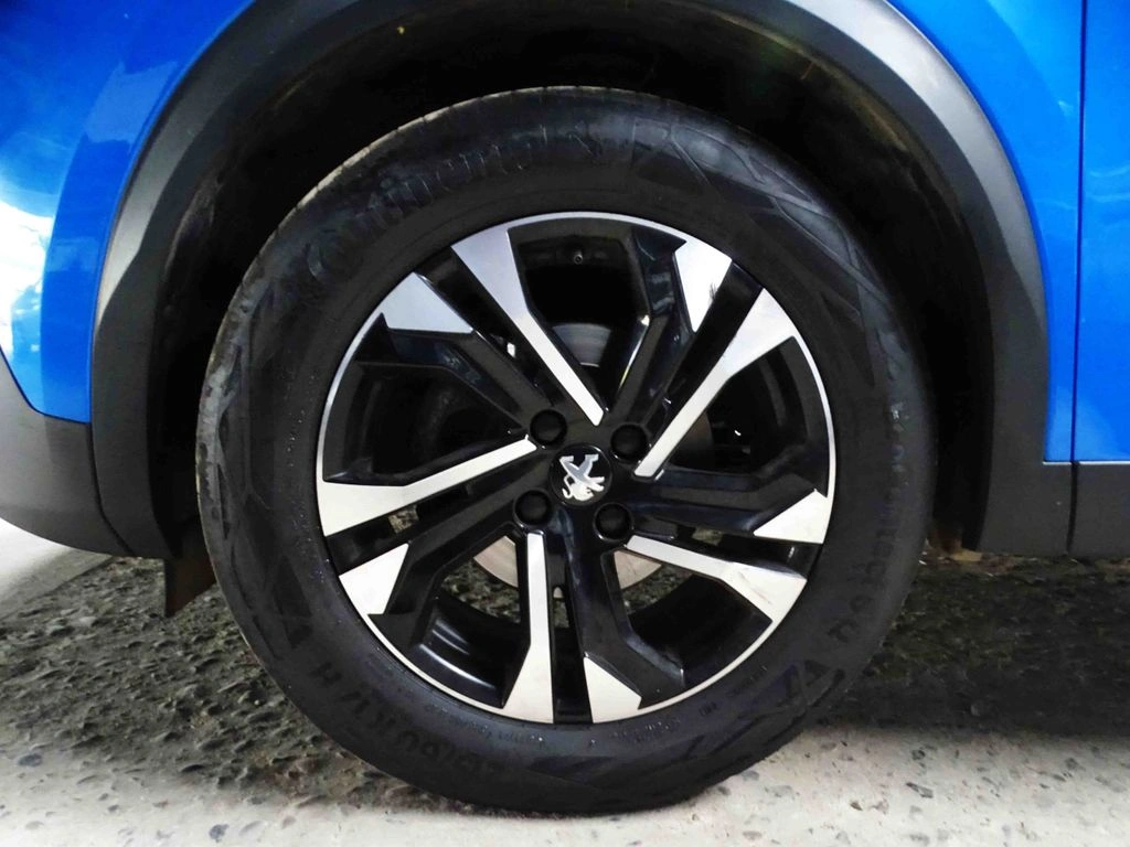 Peugeot 2008 Allure Pack año 2022