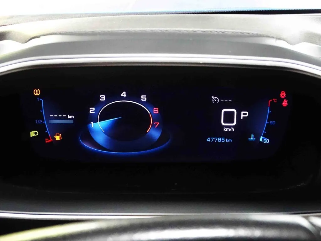 Peugeot 2008 Allure Pack año 2022
