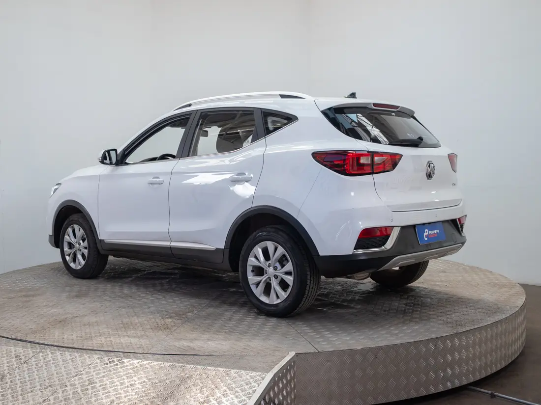 MG Zs Zs 1.5l Mt Std (e5) año 2025