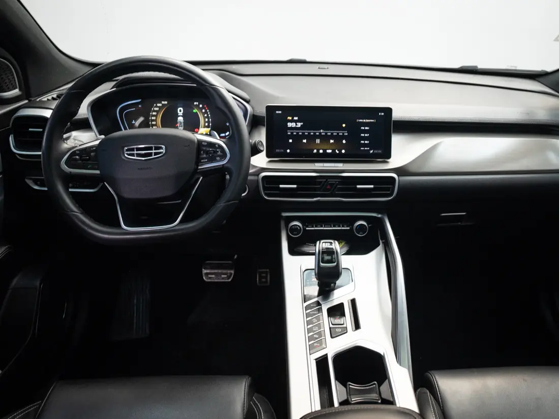 Geely Coolray 1.5 Sport 7dct At año 2023