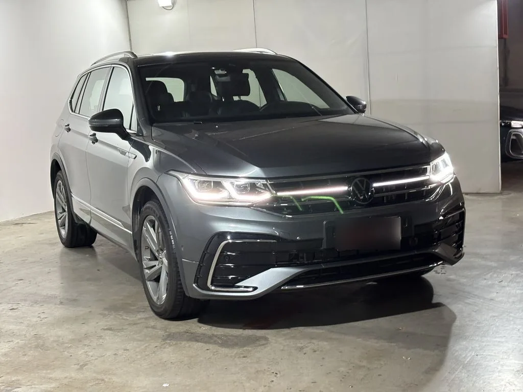 Volkswagen Tiguan 2.0 R-Line At 4x4 año 2025