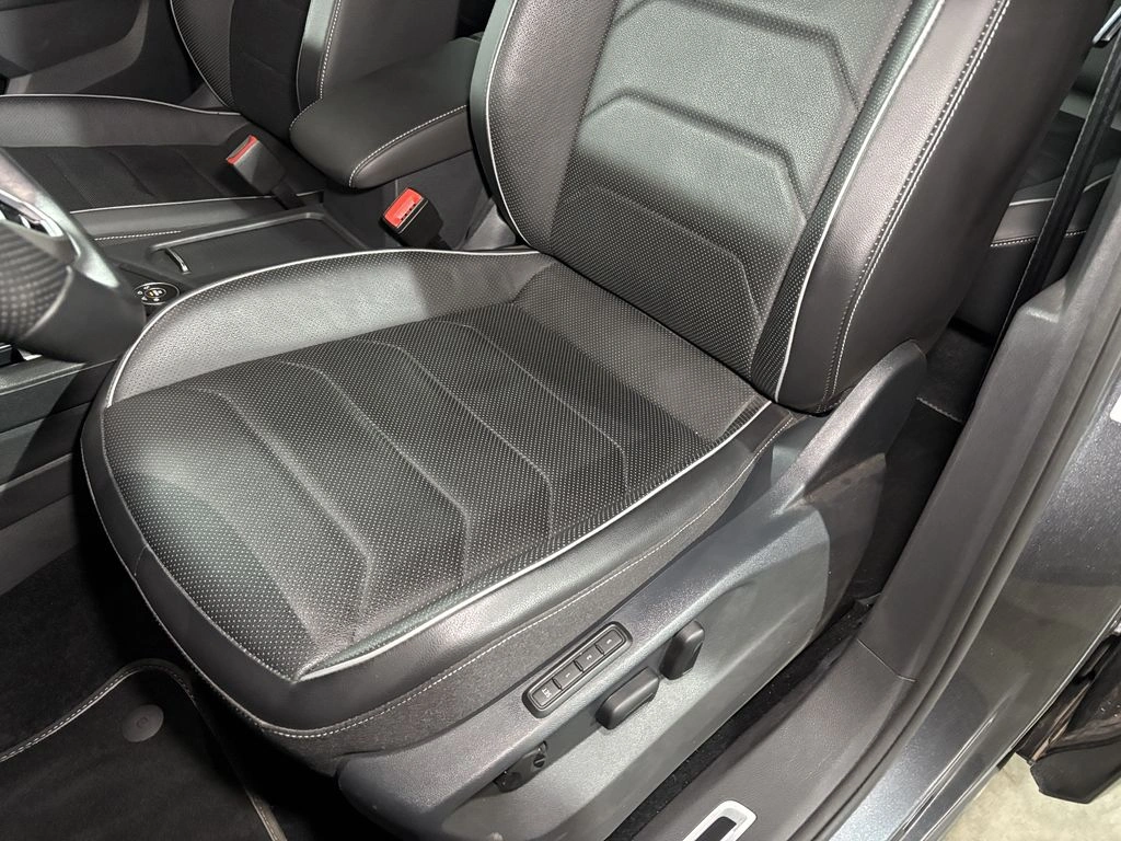 Volkswagen Tiguan 2.0 R-Line At 4x4 año 2025