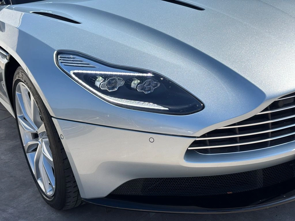 Aston Martin Db11 V12 Biturbo 5.2 año 2018