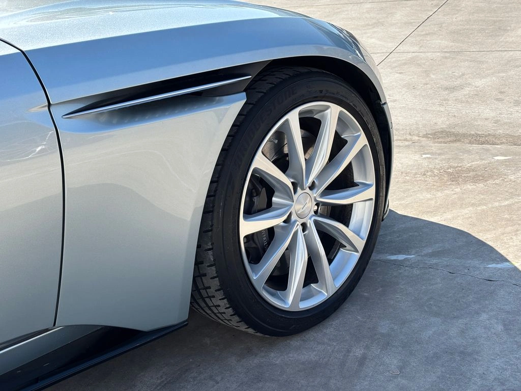 Aston Martin Db11 V12 Biturbo 5.2 año 2018