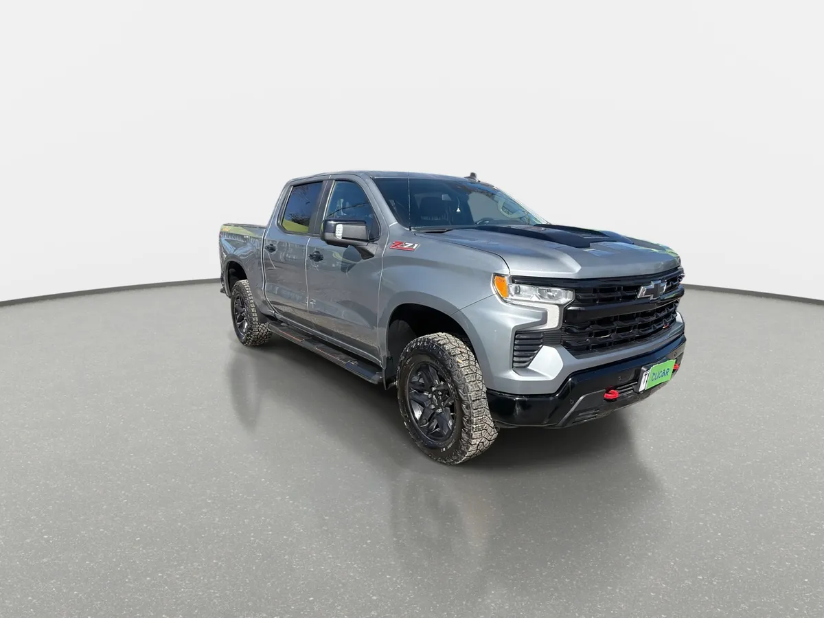 Chevrolet Silverado 5.3 Lt R Trail Boss Z71 4x4 At 4p año 2025