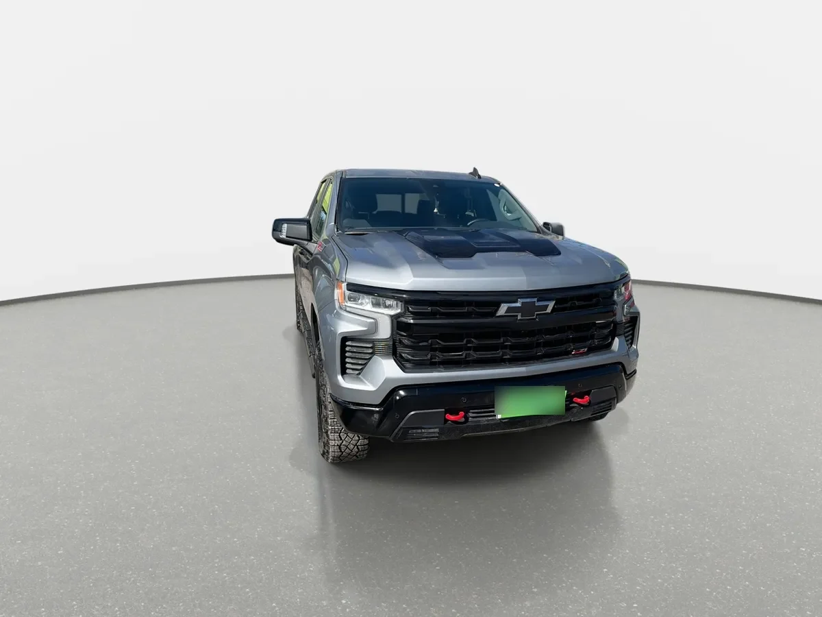 Chevrolet Silverado 5.3 Lt R Trail Boss Z71 4x4 At 4p año 2025