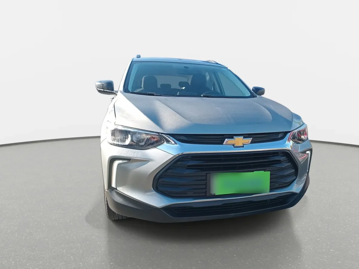 Chevrolet Tracker 1.2t Ls P4 4x2 Mt 5p año 2024