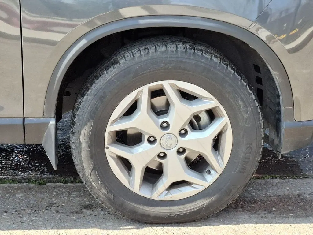Ssangyong Musso Dcab 4x4 2.2 año 2024