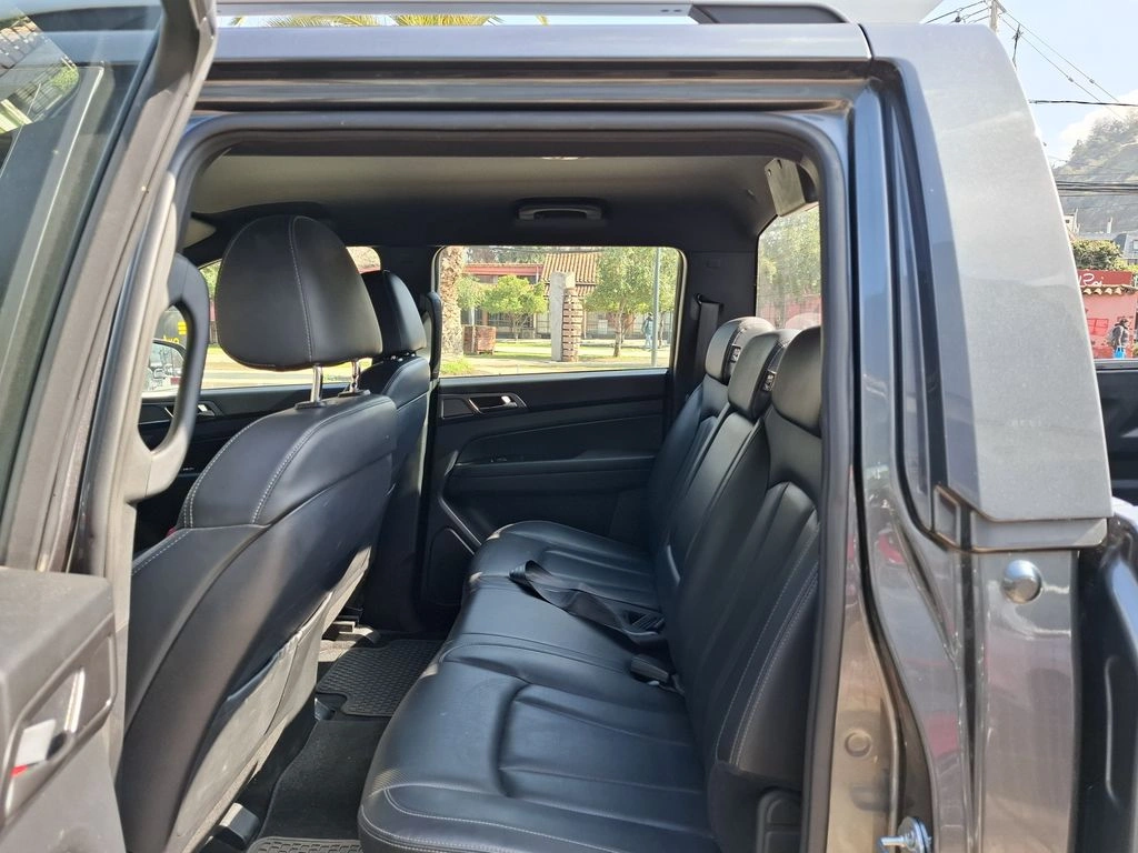 Ssangyong Musso Dcab 4x4 2.2 año 2024