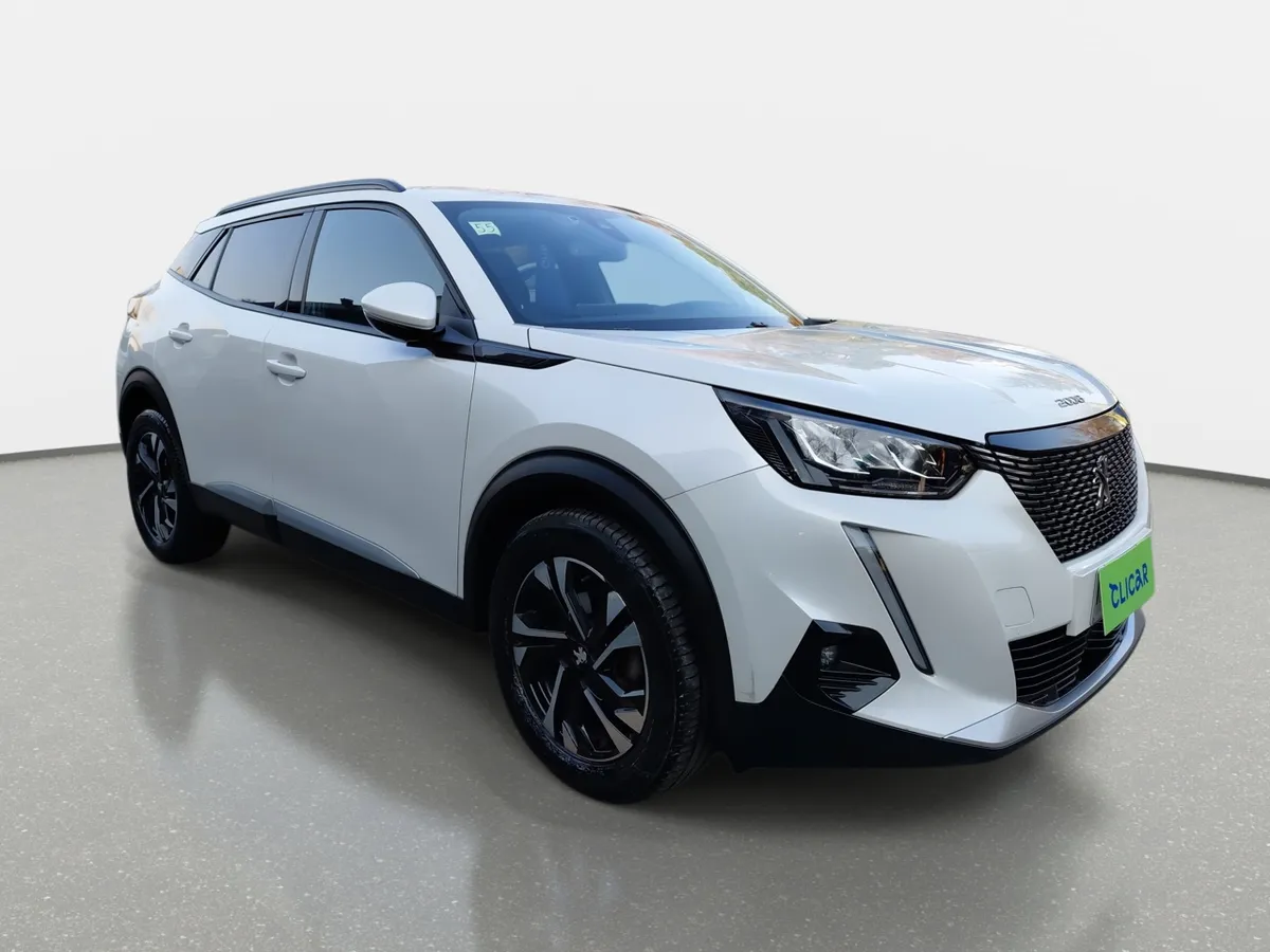 Peugeot 2008 1.2 Active Puretech 4x2 130 Eat8 5p año 2021