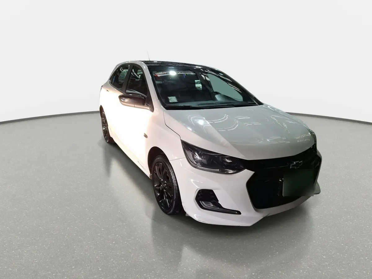 Chevrolet Onix 1.0t Rs 4x2 Hb Mt 5p año 2021