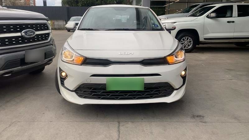 Kia Rio 5 1.4 Ex Full 4x2 Hb Ri 6mt 5p año 2024
