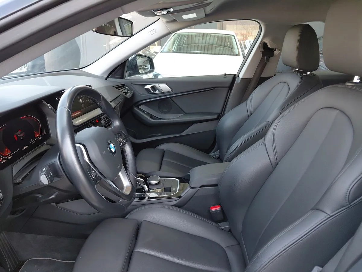 BMW 218 I 1.5 Gran Coupe Dynamic Plus 4x2 At 4p año 2022
