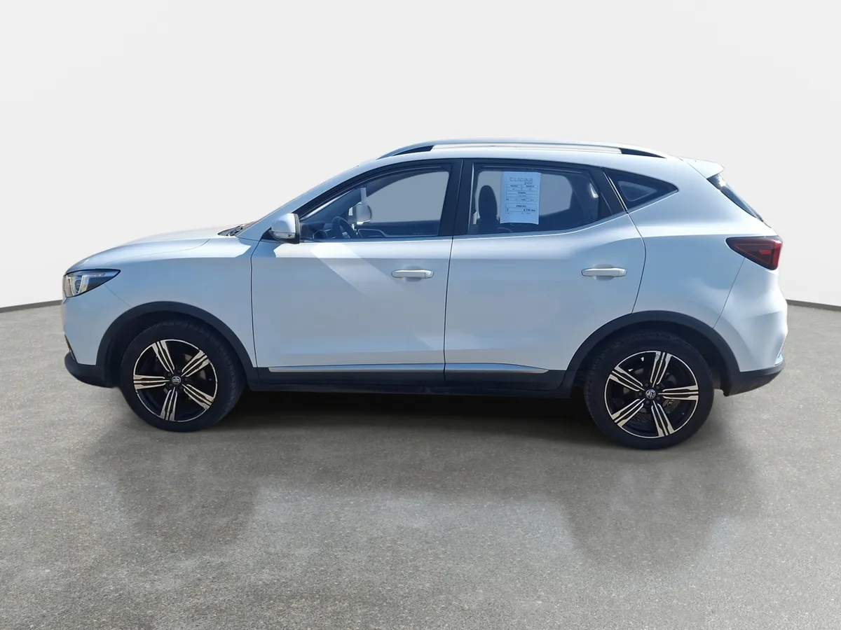 MG Mg Zs 1.5 Comfort 4x2 At 5p año 2022