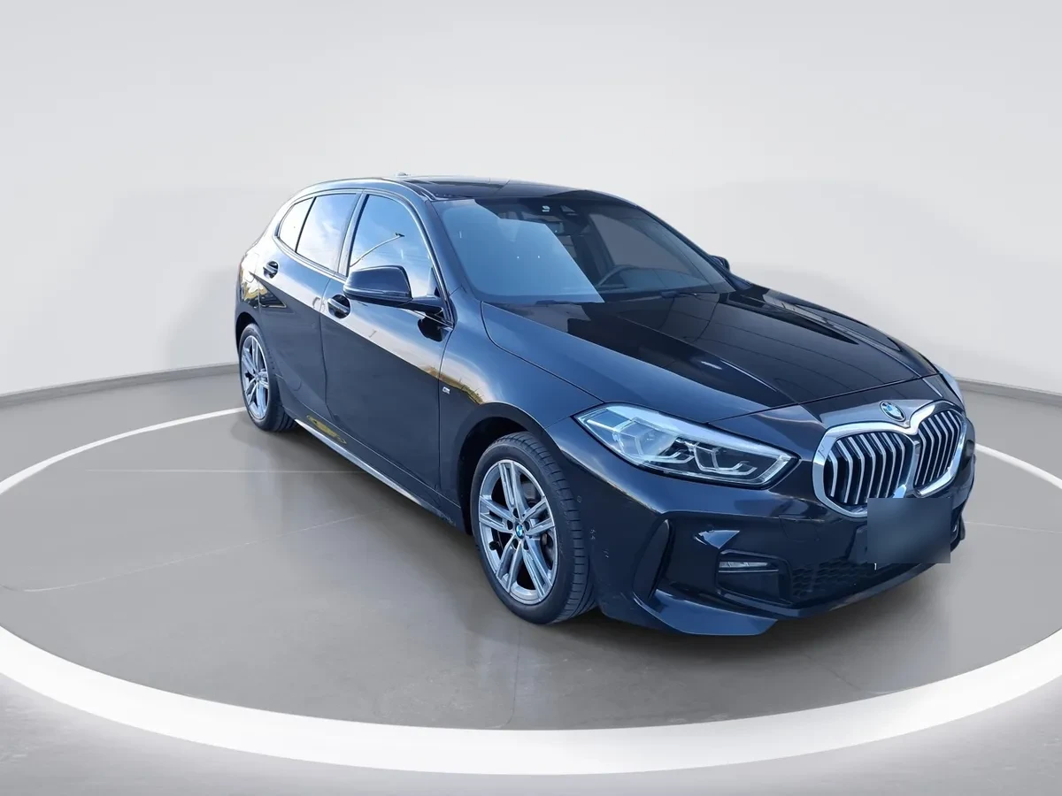 BMW 118i 1.5 M Sport Se 4x2 At 5p año 2024