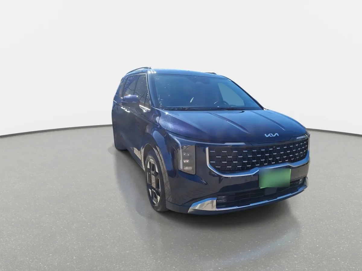 Kia Carnival 2.2 Ex Ltd Diesel 4x2 8at 5p año 2025