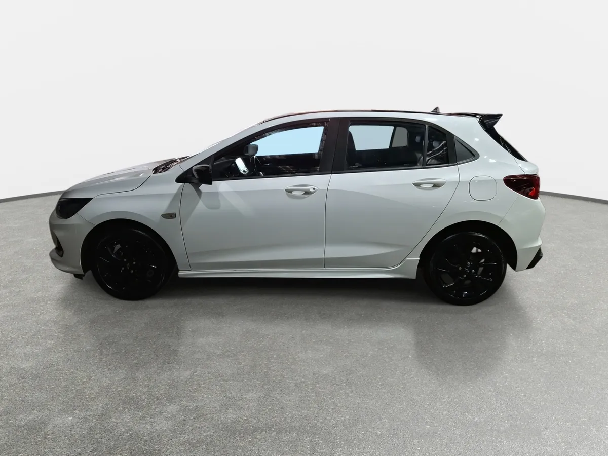 Chevrolet Onix 1.0t Rs 4x2 Hb Mt 5p año 2021