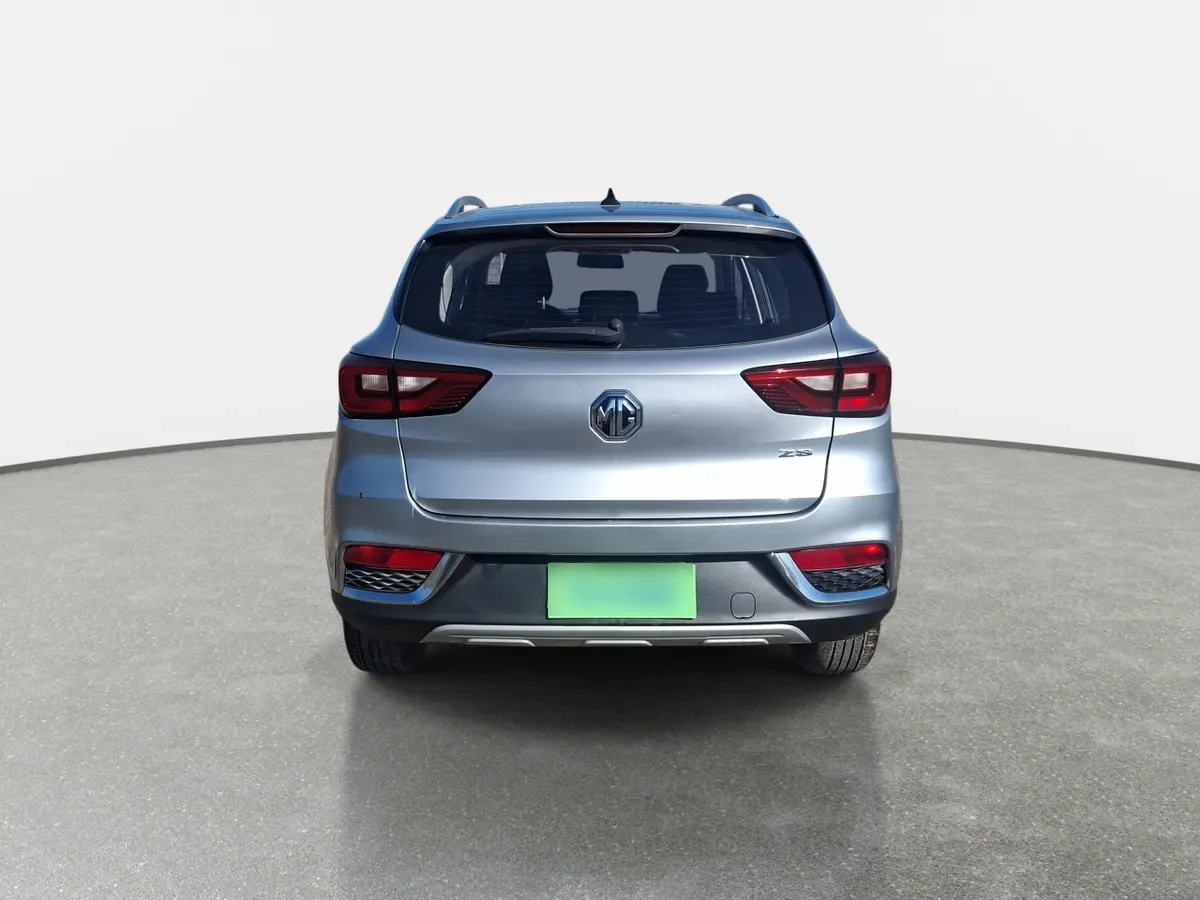 MG Mg Zs 1.5 Std 4x2 Mt 5p año 2022