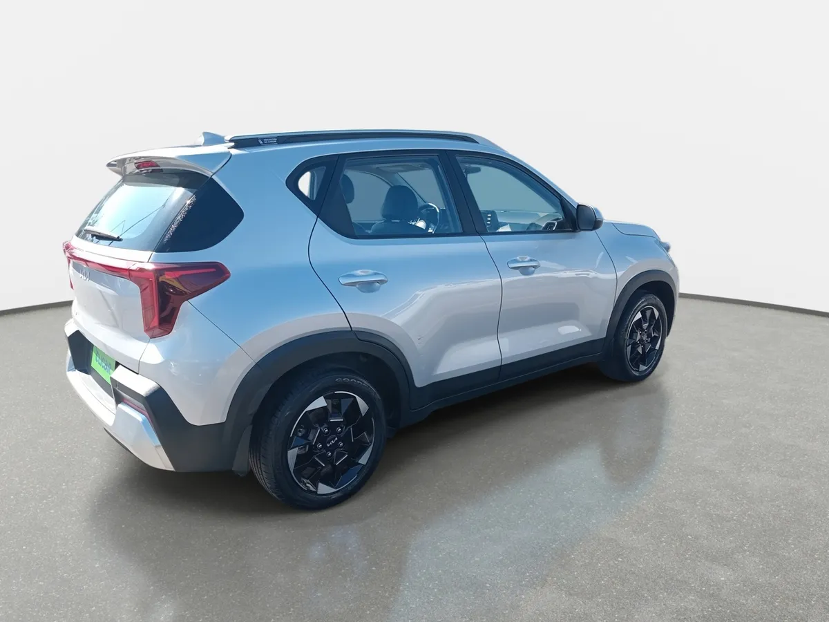 Kia Sonet 1.5 Ex 4x2 Ivt At 5p año 2025