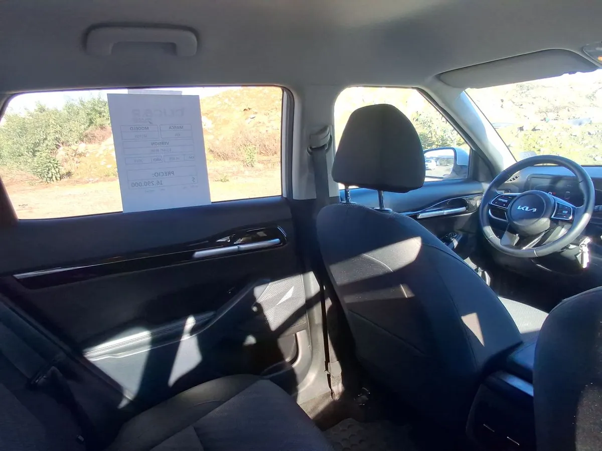 Kia Seltos 1.5 Ex 4x2 6mt 5p año 2024