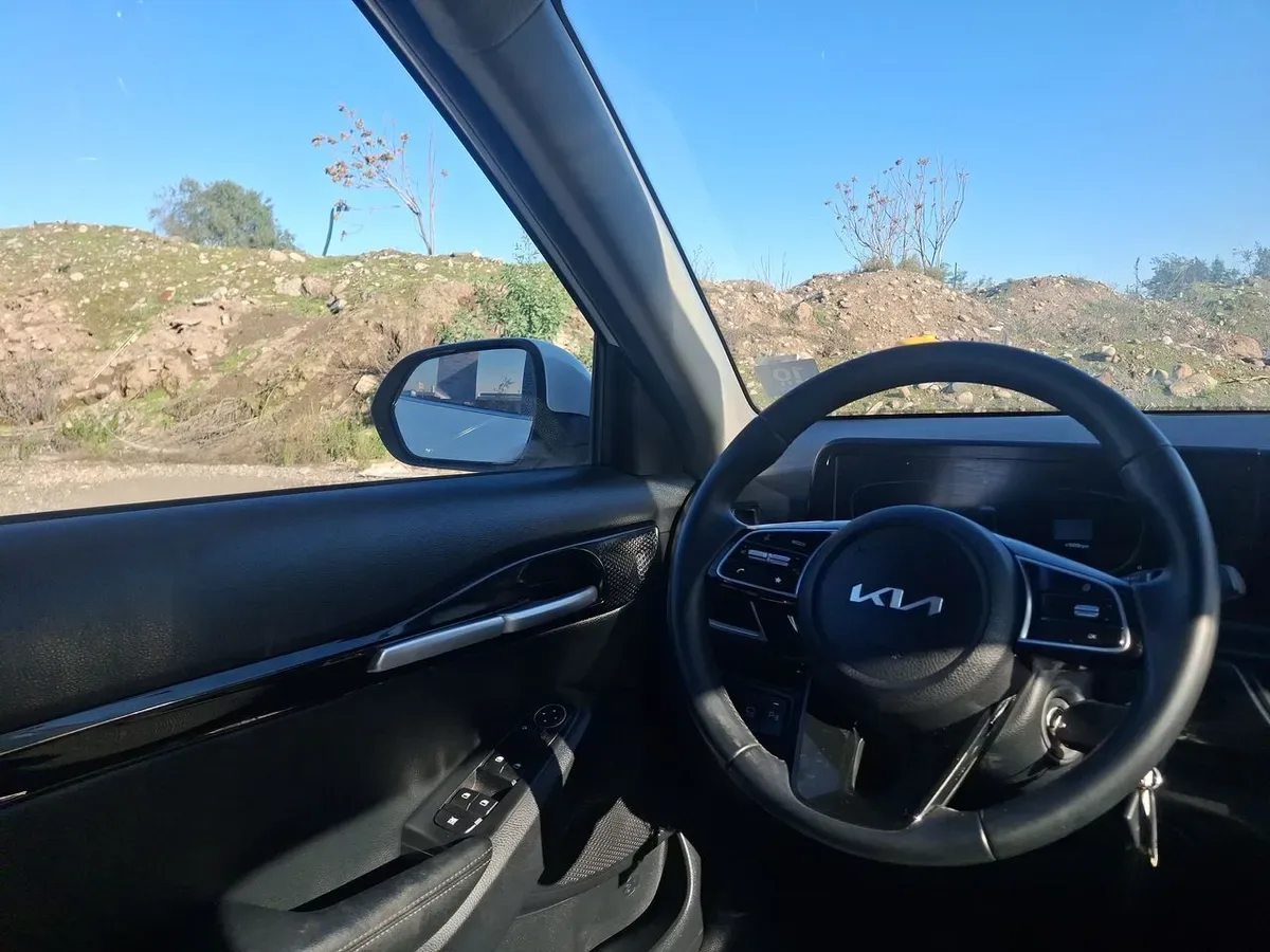 Kia Seltos 1.5 Ex 4x2 6mt 5p año 2024