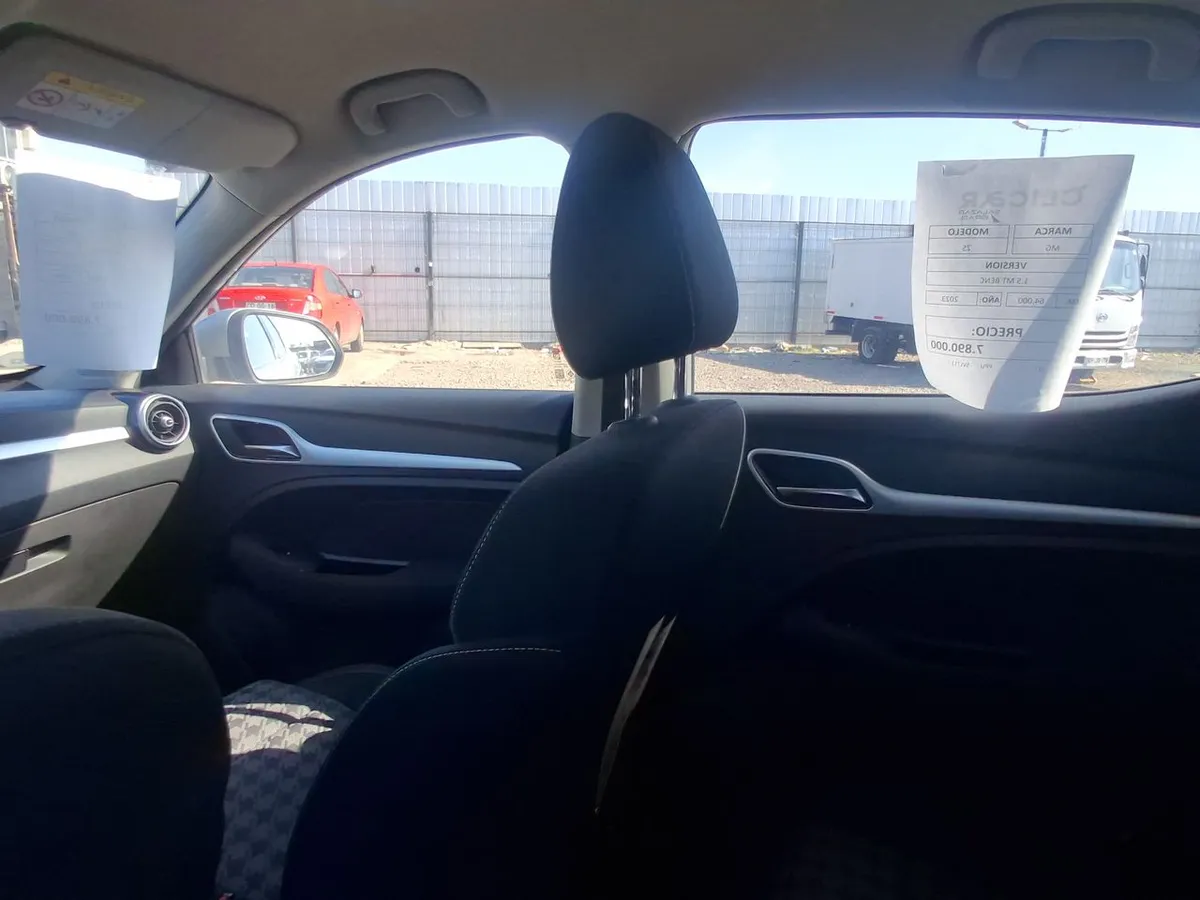 MG Mg Zs 1.5 Std 4x2 Mt 5p año 2023