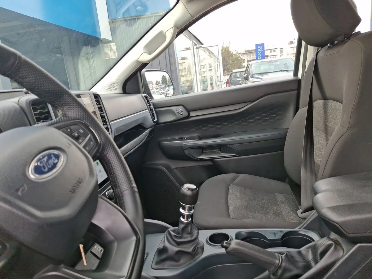 Ford Ranger 2.0 Xls Diesel 4x2 Dob. Cab. Mt 4p año 2024