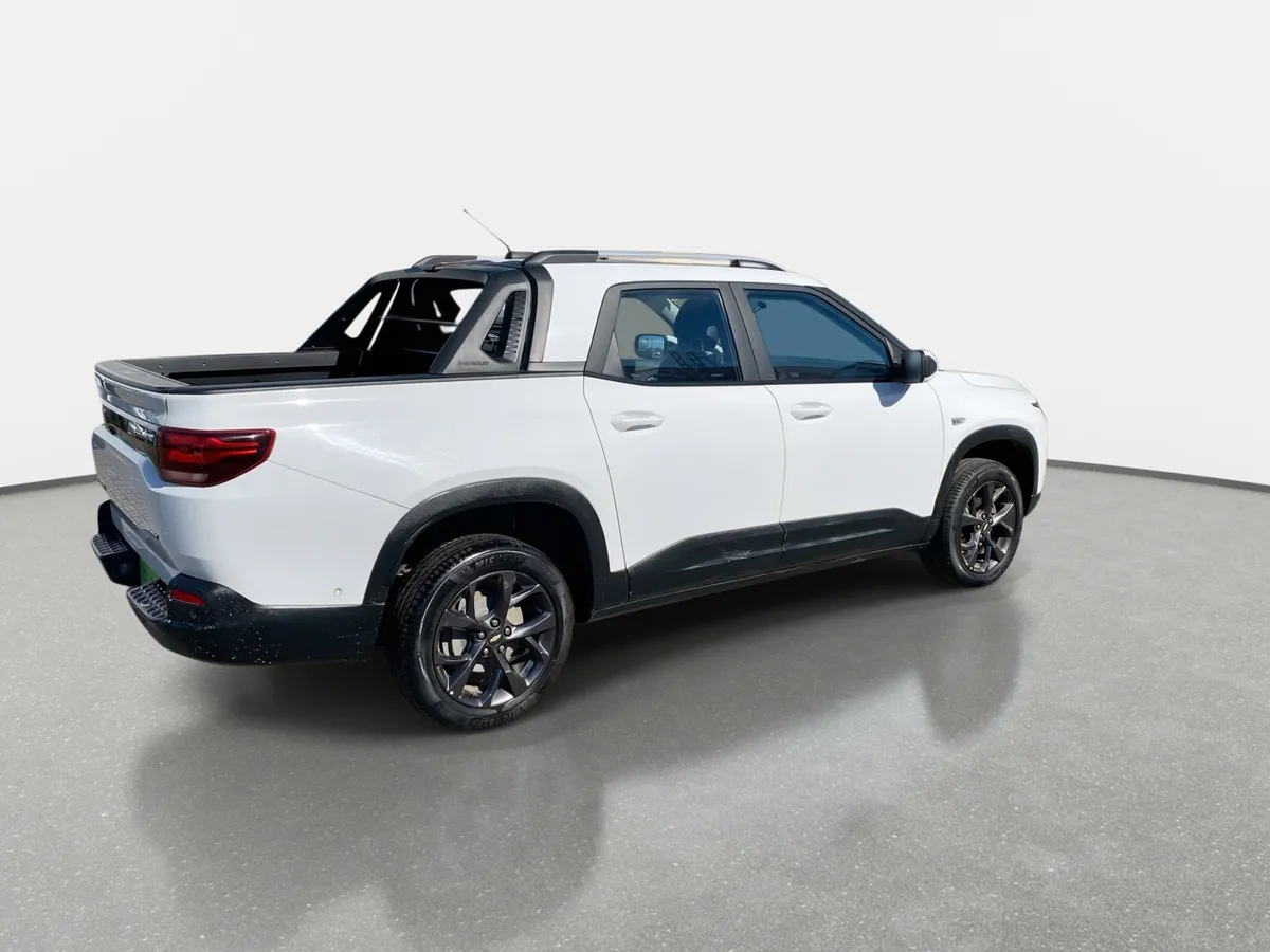Chevrolet Montana 1.2t Premier R 4x2 At 4p año 2024