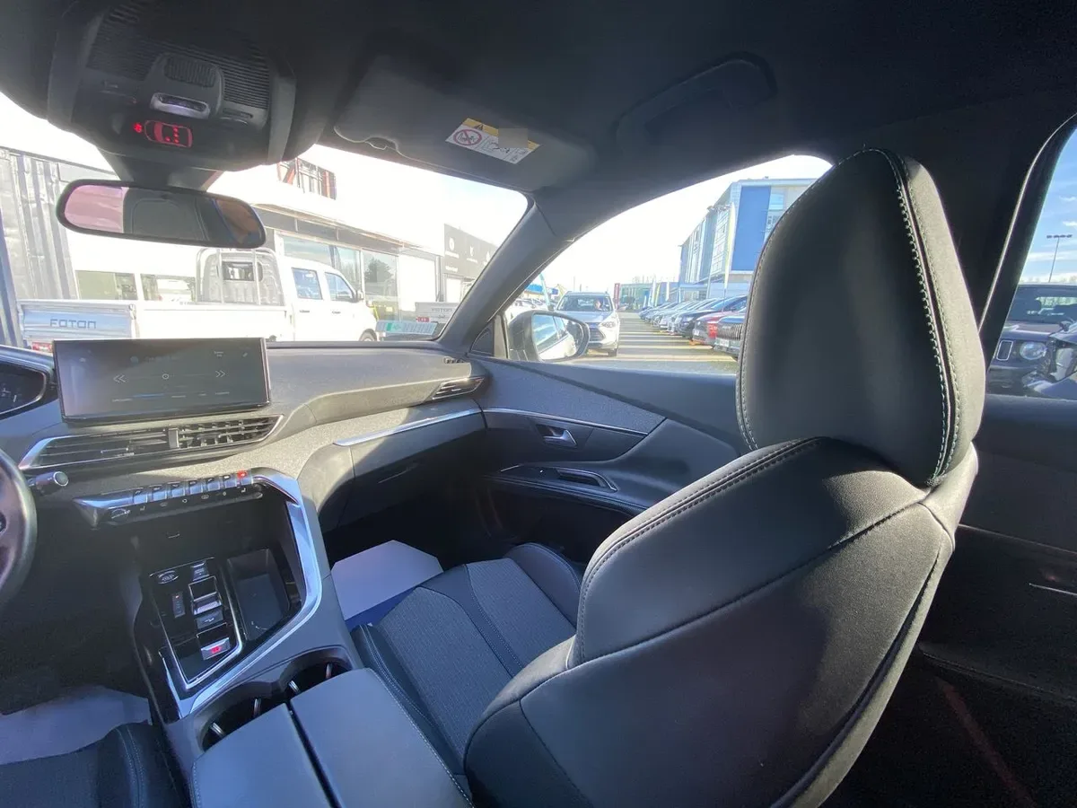 Peugeot 3008 1.6 Allure Pack Thp 165 4x2 Eat6 5p año 2025