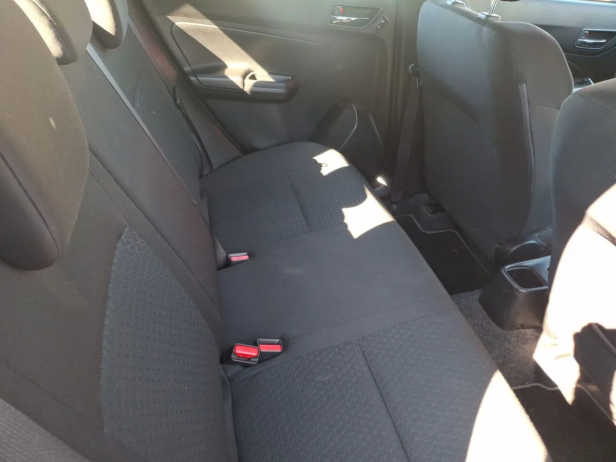 Suzuki Swift 1.2 Hybrid Plus 4x2 Hb Mt 5p año 2023