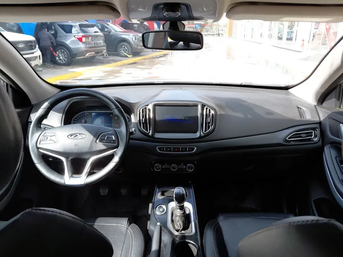 Chery Tiggo 7 1.5t Glx 4x2 Mt 5p año 2019