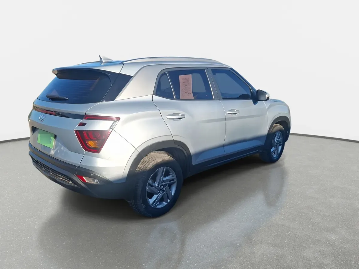 Hyundai Creta 1.5 Plus Su2i 4x2 Cvt At 5p año 2024