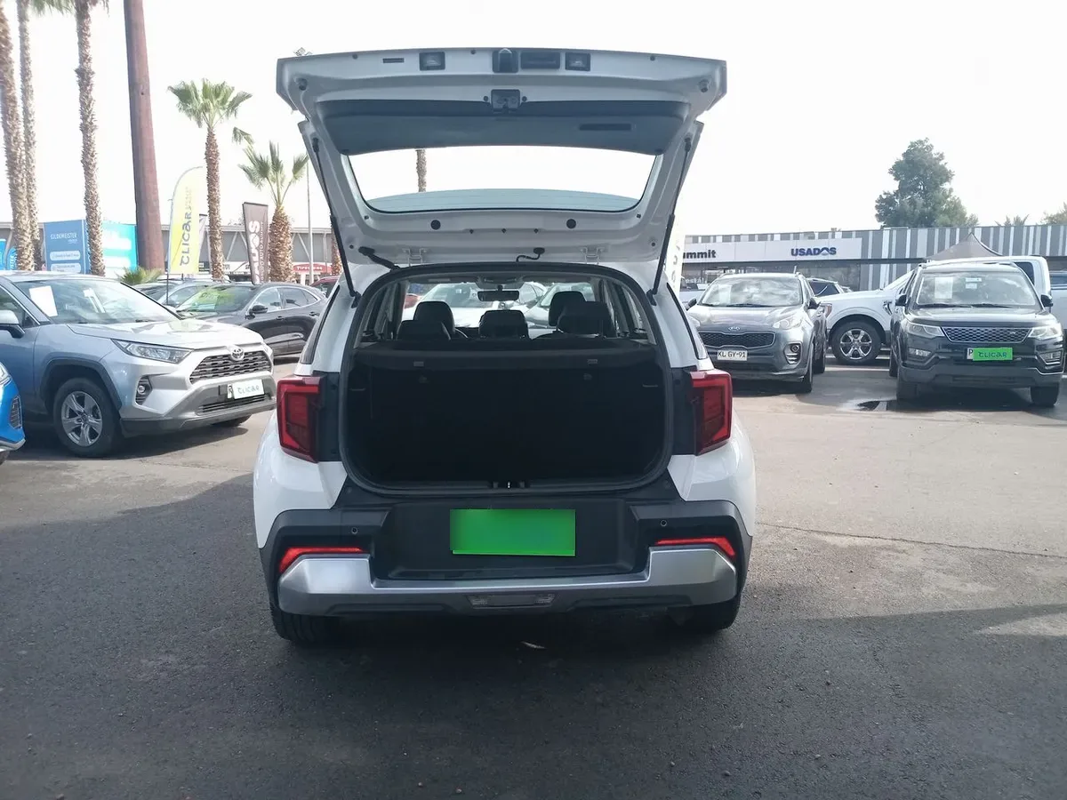 Kia Sonet 1.5 Ex 4x2 Ivt At 5p año 2025