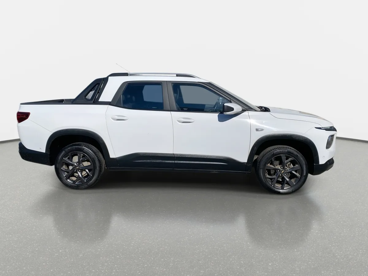 Chevrolet Montana 1.2t Premier R 4x2 At 4p año 2024