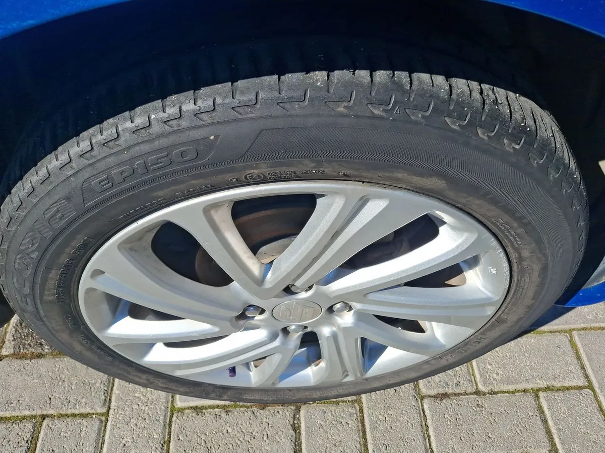Suzuki Swift 1.2 Hybrid Plus 4x2 Hb Mt 5p año 2023
