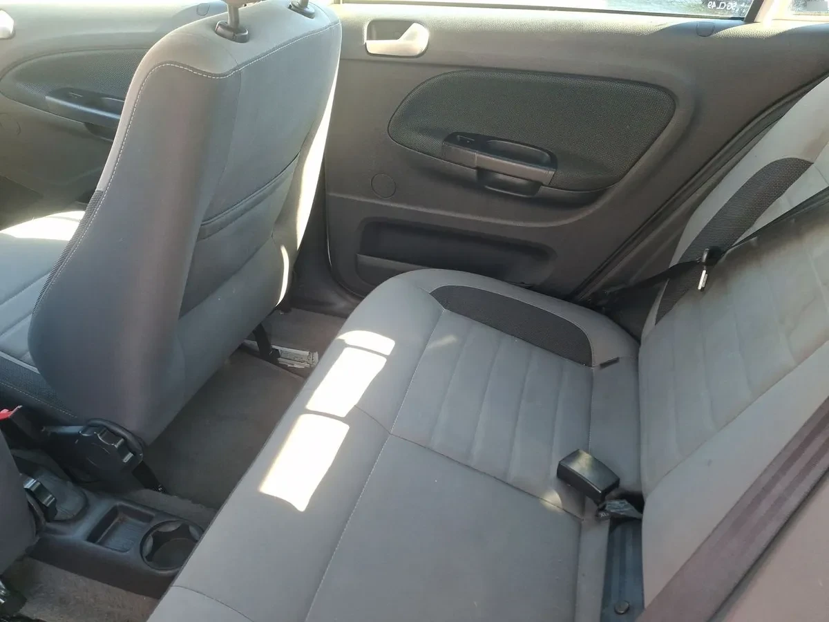 Volkswagen Gol 1.6 Highline 4x2 Hb Mt 5p año 2022