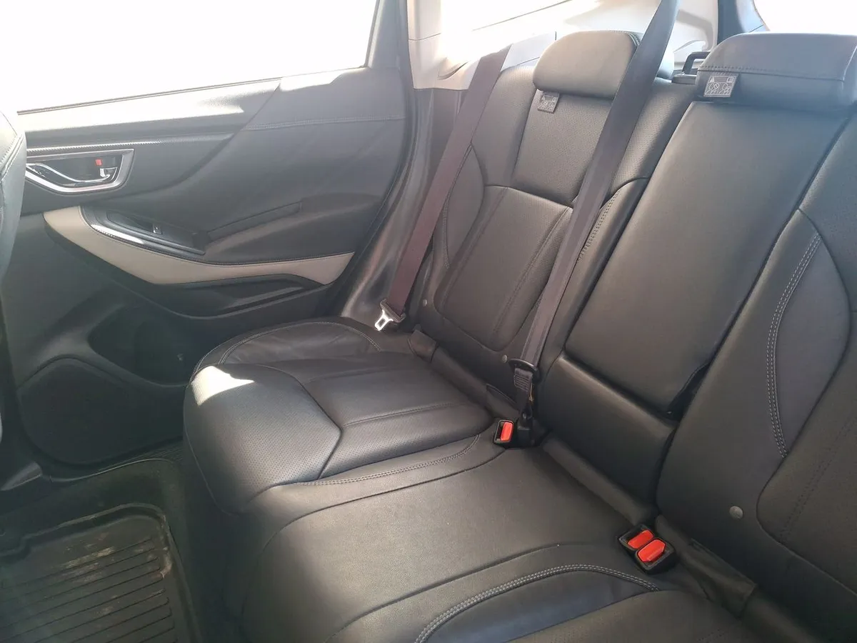 Subaru Forester 2.0i Limited Eyesight Awd At 5p año 2024