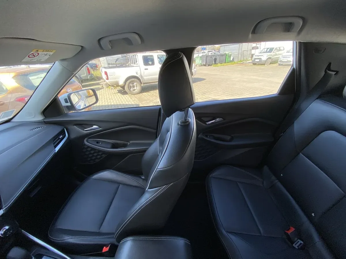Chevrolet Montana 1.2t Premier R 4x2 At 4p año 2024
