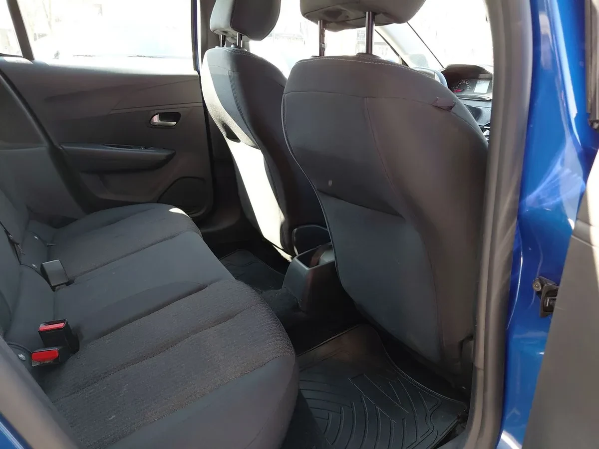 Peugeot 208 1.2 Style Puretech 75 4x2 Mt 5p año 2023
