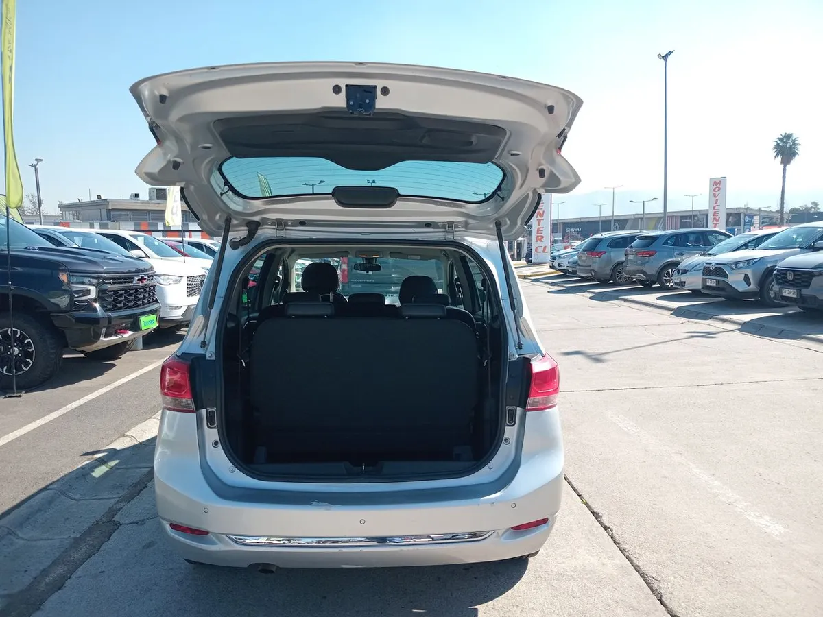 Chevrolet Spin 1.8 Premier 4x2 Mt 5p año 2020