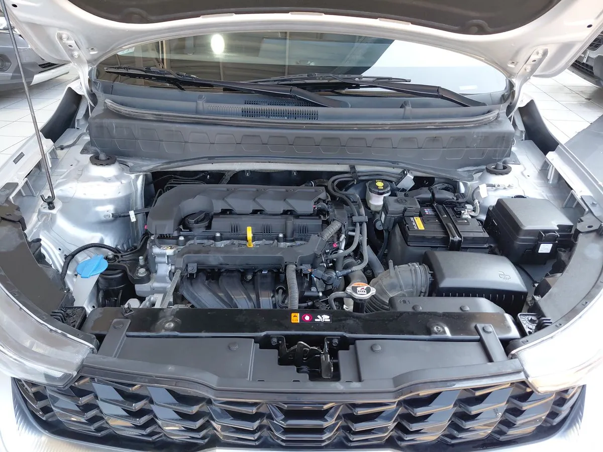 Kia Sonet 1.5 Ex 4x2 Ivt Ri At 5p año 2025