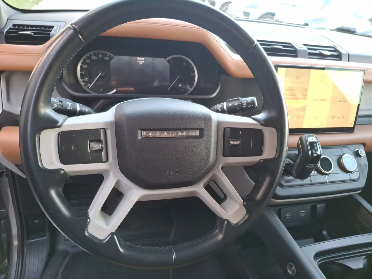 Land Rover Defender 3.0 130 X-Dynamic Hse Hibrido 4x4 At 5p año 2024