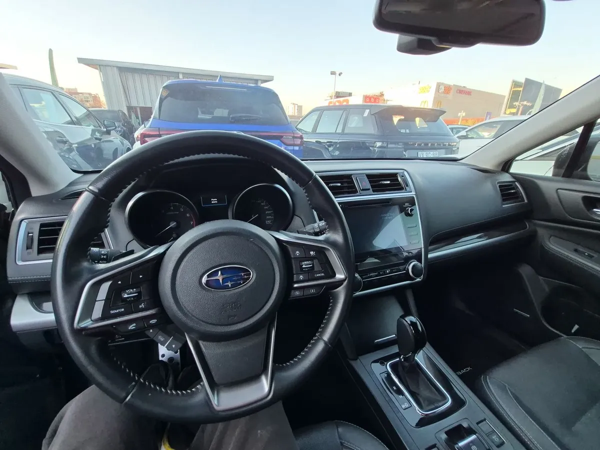 Subaru Outback 2.5i Limited Awd Eyesight Cvt At 5p año 2020