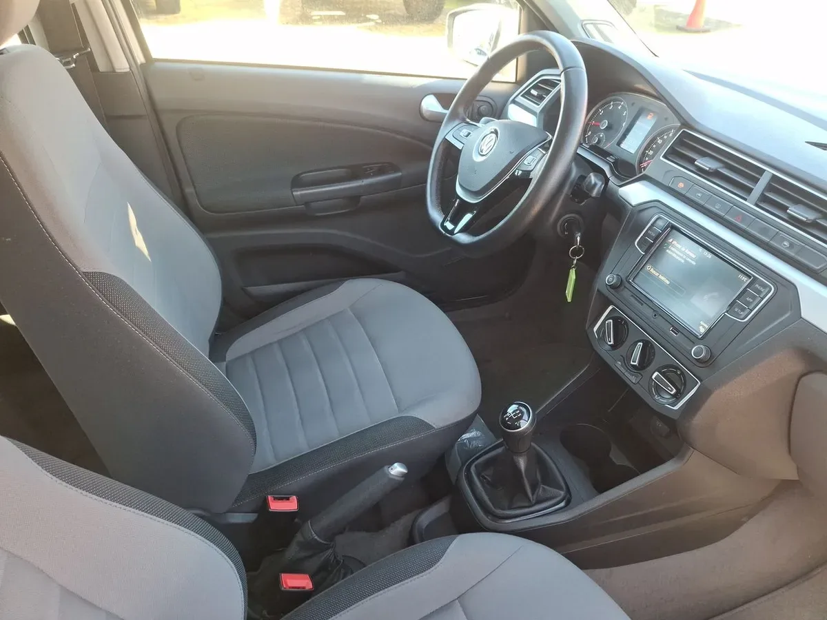 Volkswagen Gol 1.6 Highline 4x2 Hb Mt 5p año 2022