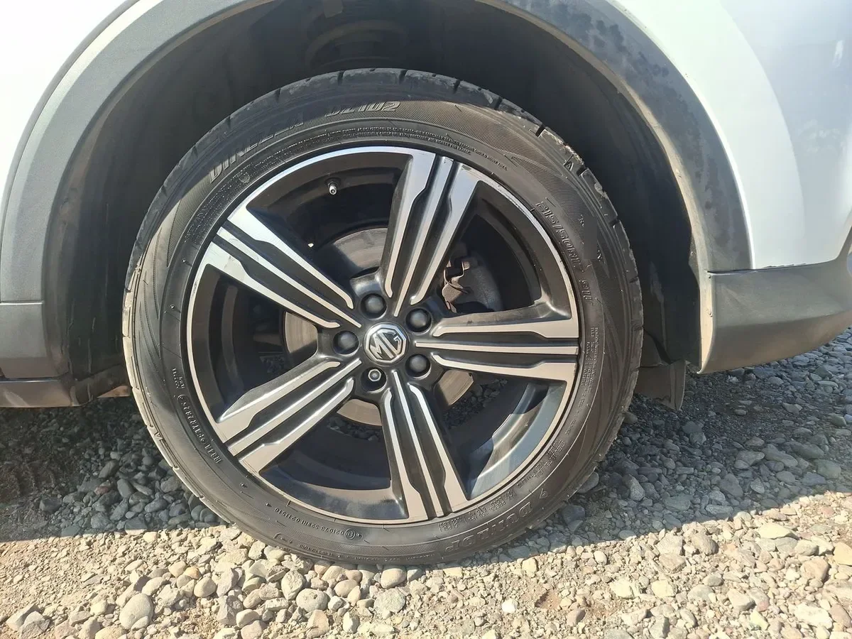 MG Mg Zs 1.5 Comfort 4x2 At 5p año 2022
