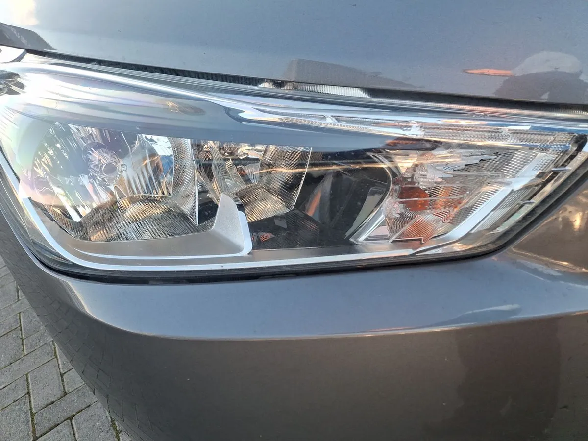 Nissan Kicks 1.6 Advance Mt 5p año 2021