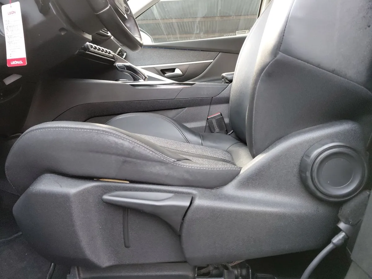 Peugeot 3008 1.6 Allure 4x2 Thp 165hp Eat6 5p año 2019