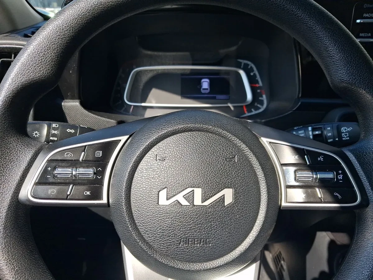 Kia Sonet 1.5 Ex 4x2 Ivt Ri At 5p año 2025