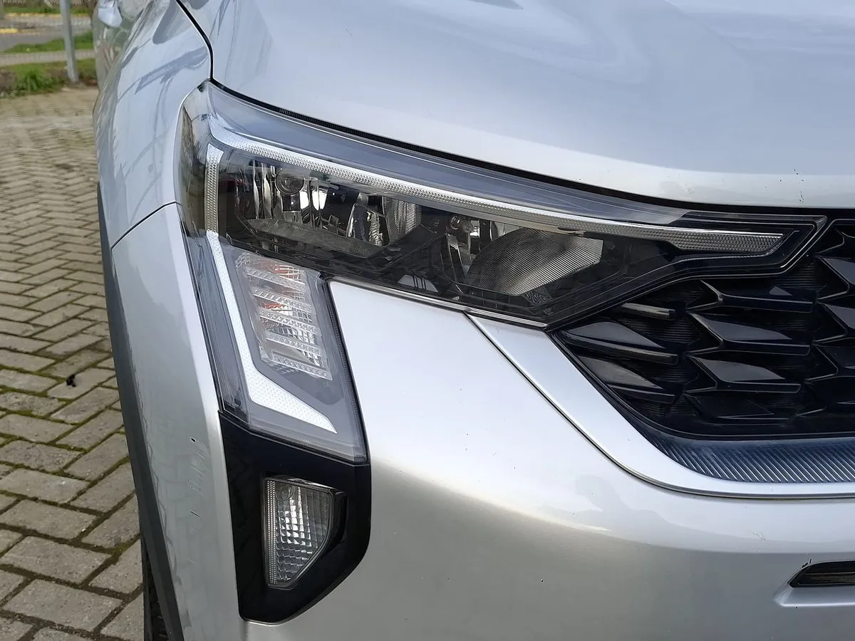 Kia Sonet 1.5 Ex 4x2 Ivt At 5p año 2025