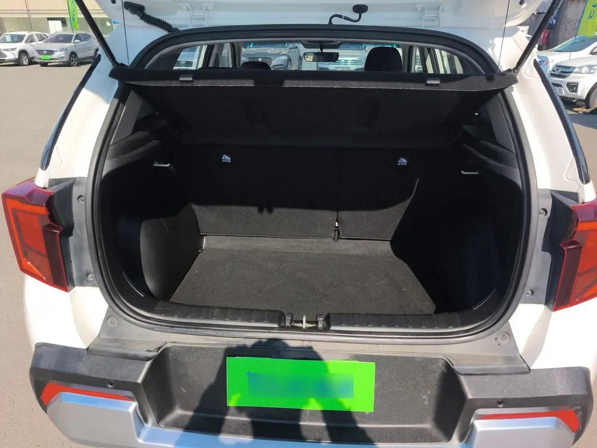 Kia Sonet 1.5 Ex 4x2 Ivt At 5p año 2025